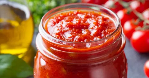 تصویر 4 از رب شیشه ای بزرگ ارگانیک با طعم سنتی و اصیل
